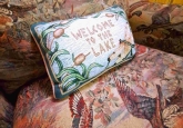 6_livingroomWelcomePillowWEB