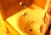 10_bathroomLowerJACUZZI2022