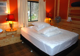 11_Bdrm-Middle-Queen