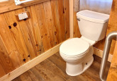 15_bathroomToilet2025