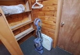 16_QueenDownPrvtBdrmClosetWEB