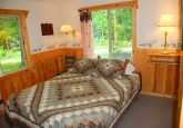 7_queen bed down next to bathroom