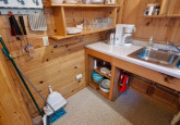 8_kitchenCleaningCorner