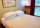 9_QueenUpBed